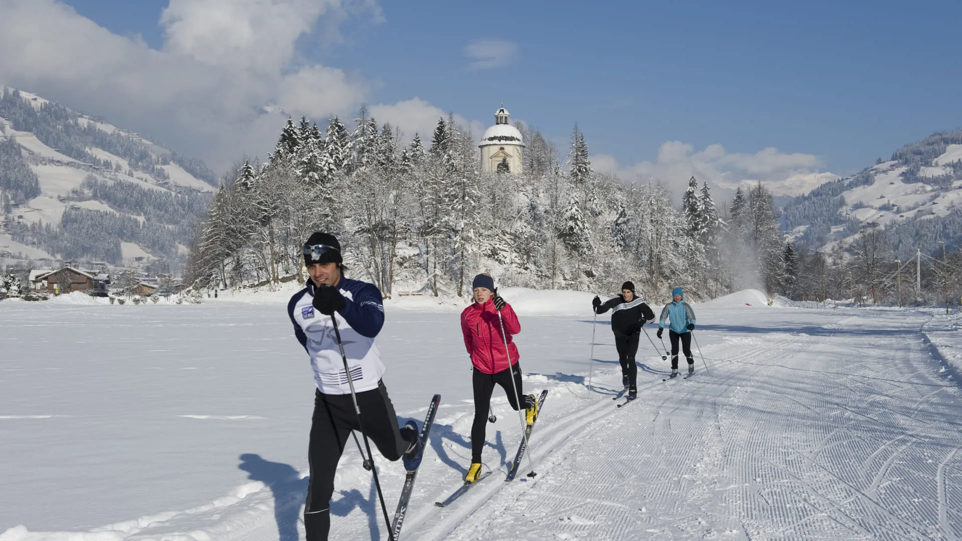 Cross-country skiers in the winter scenery of Mayrhofen-Hippach